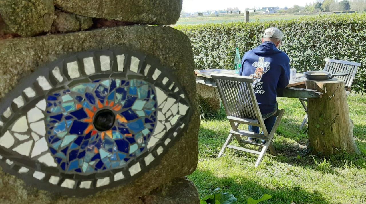 La Grange Aux Lievres, Gites Kerdoel Cléder Exteriér fotografie